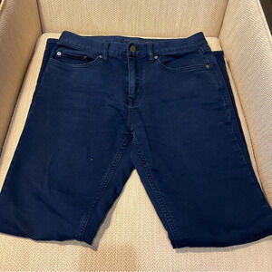 Banana Republic size 30 x 30 Travelers slim jeans